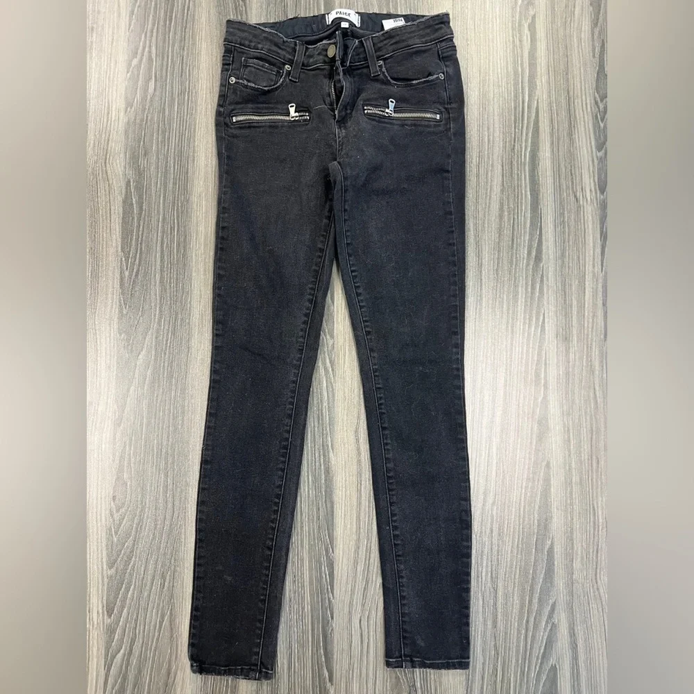💥3/$50 PAIGE Black Skinny Jeans with Stretch Fit and Moto Zipper Pockets | Sz 28